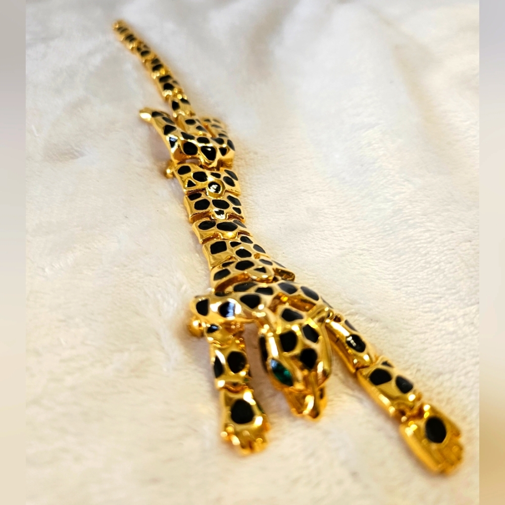 Vintage Gold Plated Articulating Over the Shoulder Green Eyes Leopard Brooch 8"